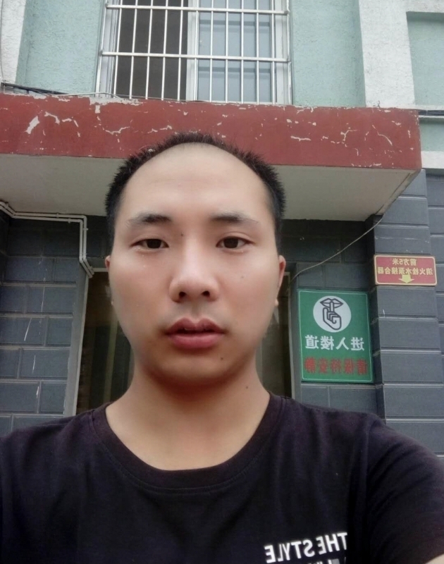 亮亮的第一张照片--河北中老年相亲网