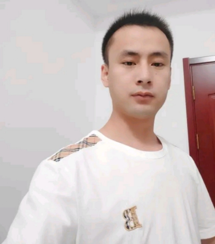 海阔天空的第一张照片--河北中老年相亲网